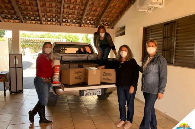 Coordenadoria de AssistÃªncia Social, realizou entrega de cestas bÃ¡sicas e mantas de microfibra