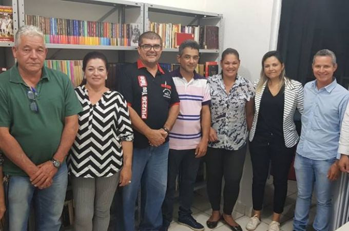 Prefeitura reinaugura a Biblioteca Municipal Professor Nelson Gomes